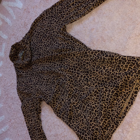 J crew tissue? Turtleneck leopard print xxs - Picture 9 of 11